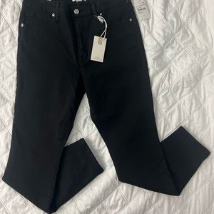 Good American Good Legs Crop Jeans Sz. 10